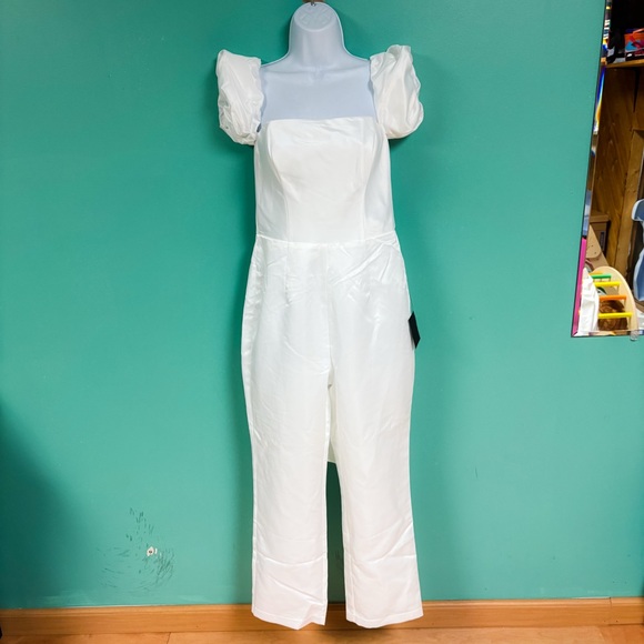 NWT Lulus White Puff Sleeve Chic Vow Satin Off Shoulder Bow Jumpsuit Womens S - Picture 2 of 8